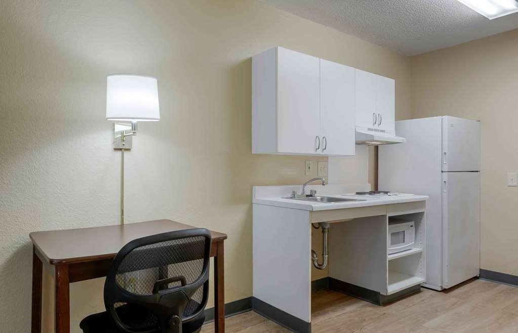 Extended Stay America Suites - Oklahoma City - Airport Номер фото